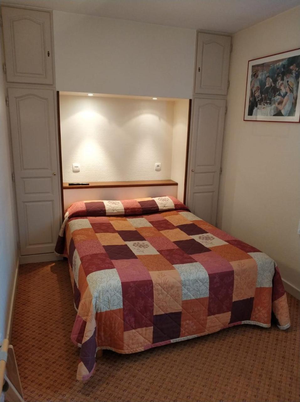 Logis Hotel Calisola Besancon - Soiree Etape Chalezeule Exterior photo